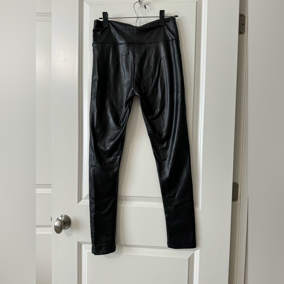 Vegan Seuded/leather leggings pair - Picture 4 of 5